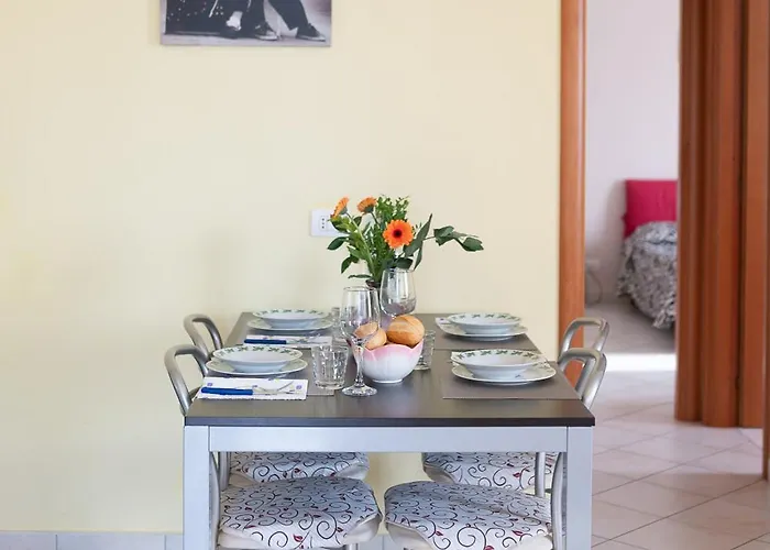 Terrazza Baciata Dal Sole لاتيزي