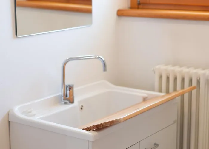 Terrazza Baciata Dal Sole * لاتيزي