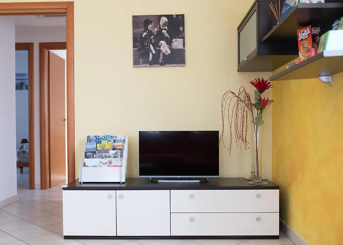 Terrazza Baciata Dal Sole * لاتيزي