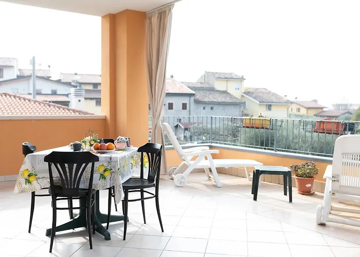 Terrazza Baciata Dal Sole Apartment