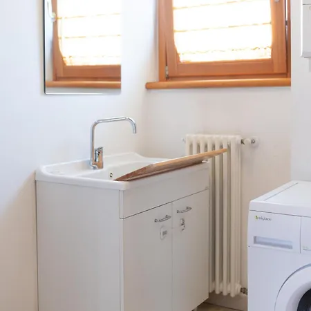 Terrazza Baciata Dal Sole דירה לאזיסה